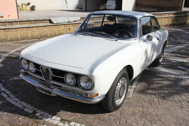Alfa Romeo GT