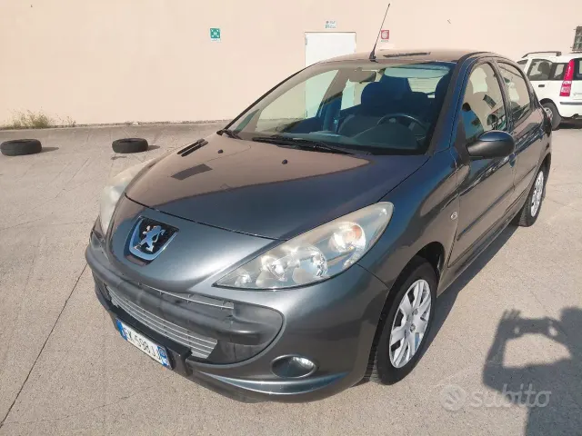 Peugeot 206