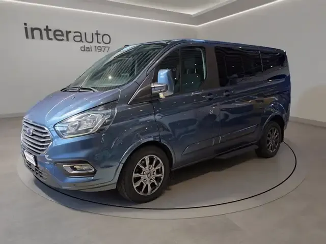 Ford Tourneo Custom