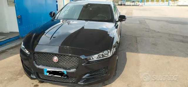 Jaguar XE (X760)