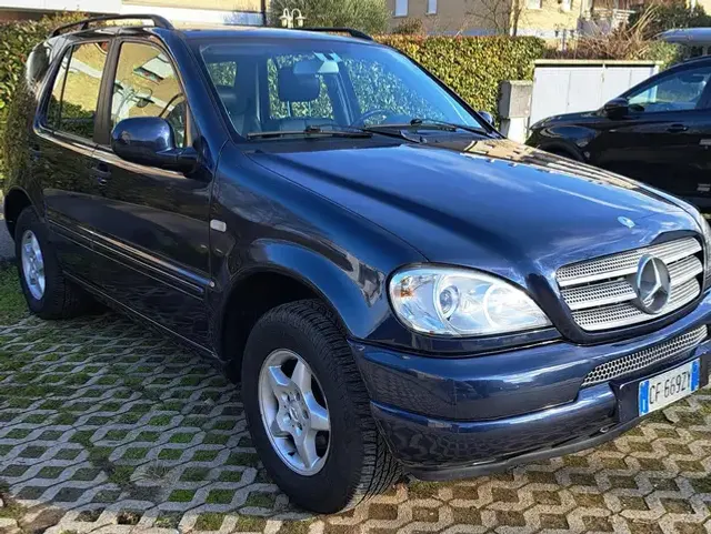 Mercedes-Benz ML 270