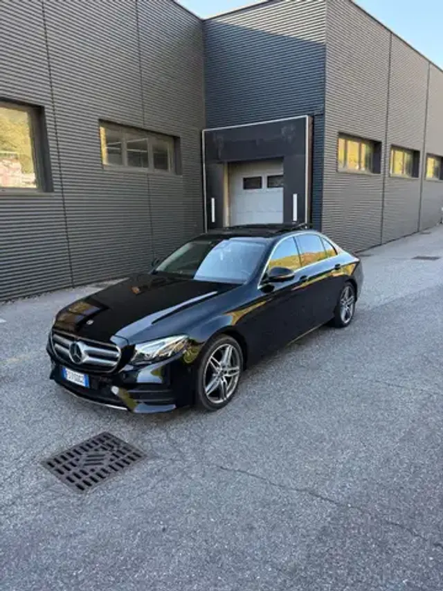 Mercedes-Benz E 400