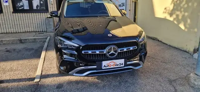 Mercedes-Benz GLA 180