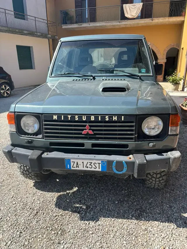 Mitsubishi Pajero ('82-'00)