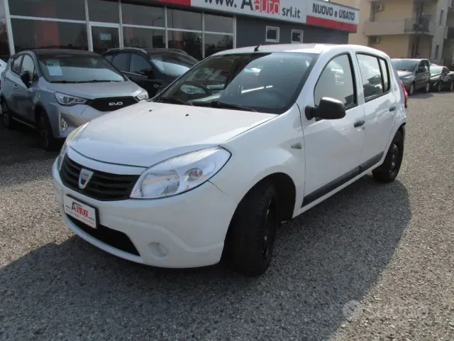 Dacia Sandero 1ª serie