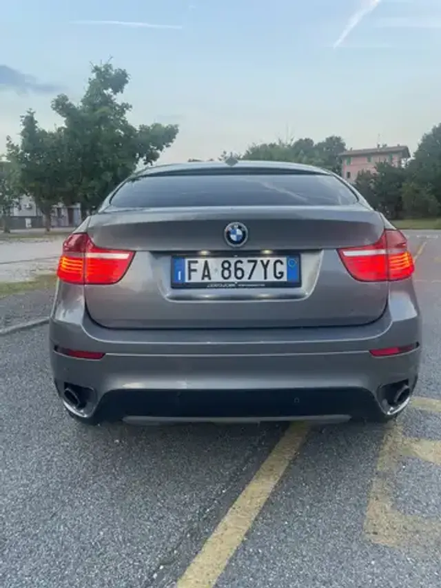 BMW X6