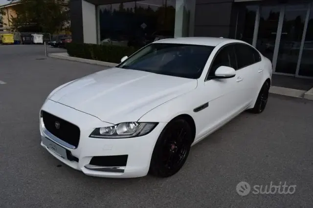 Jaguar XF 2ª serie (X260)