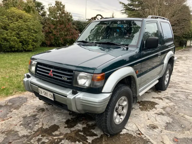 Mitsubishi Pajero (2000-2007)