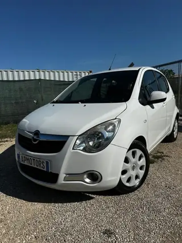 Opel Agila