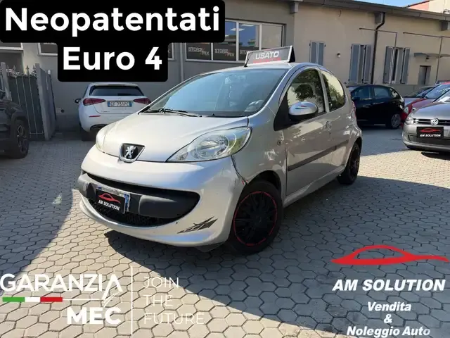 Peugeot 107