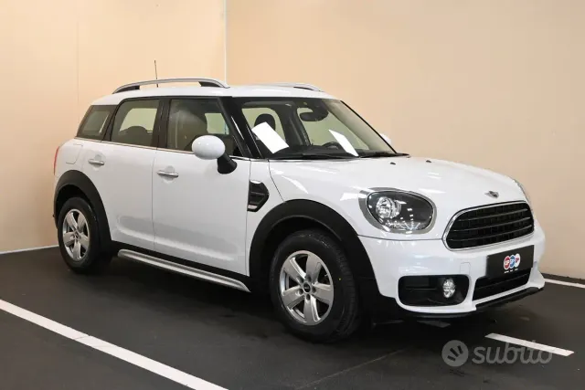 MINI Mini Countrym.(F60)