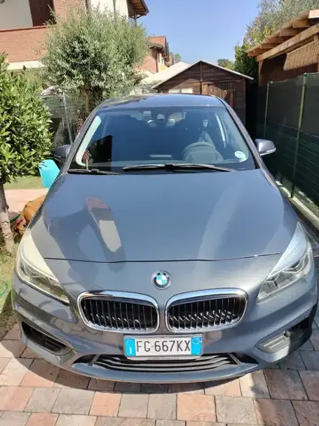 BMW 216