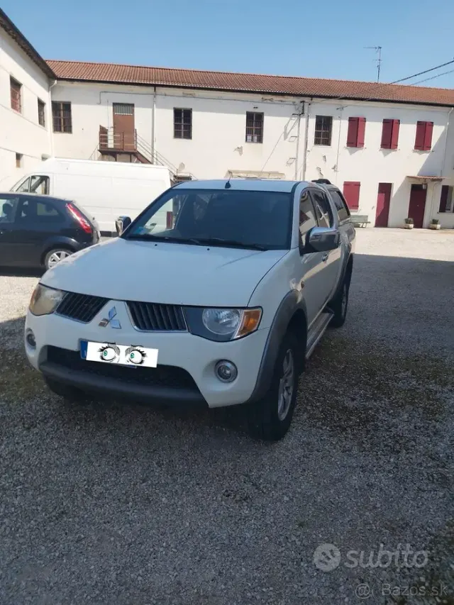 Mitsubishi L200 (2006-2015)