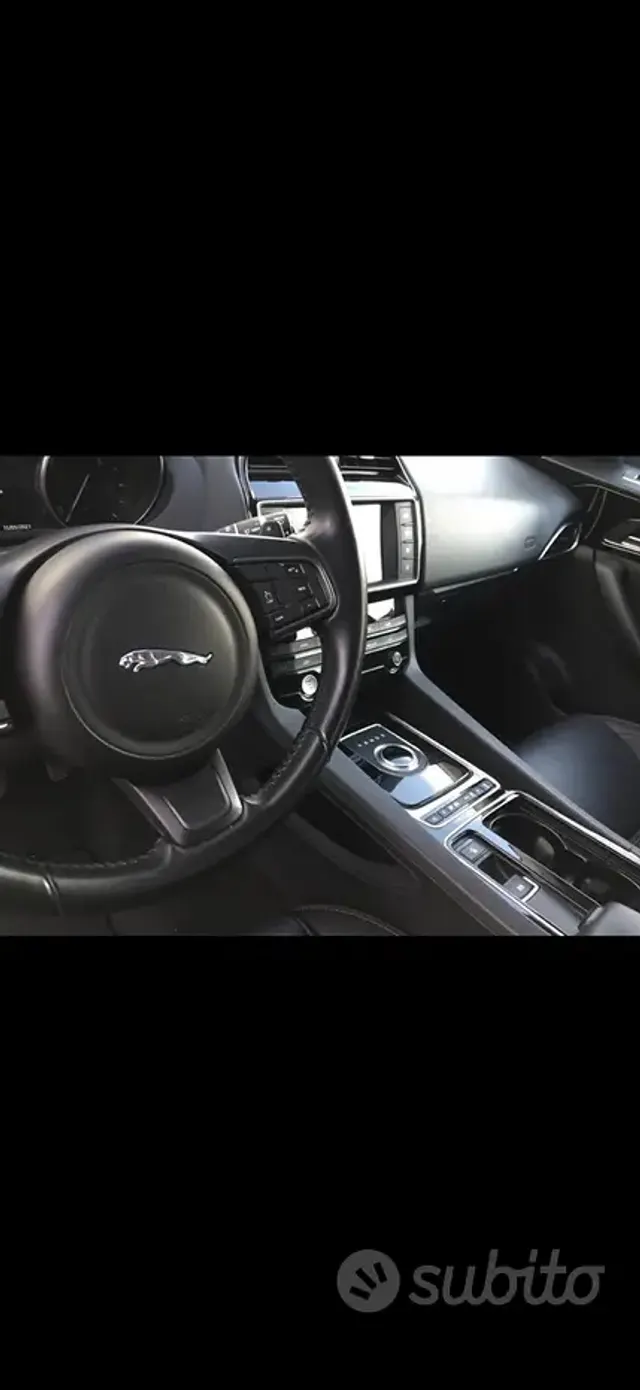 Jaguar F-Pace (X761)