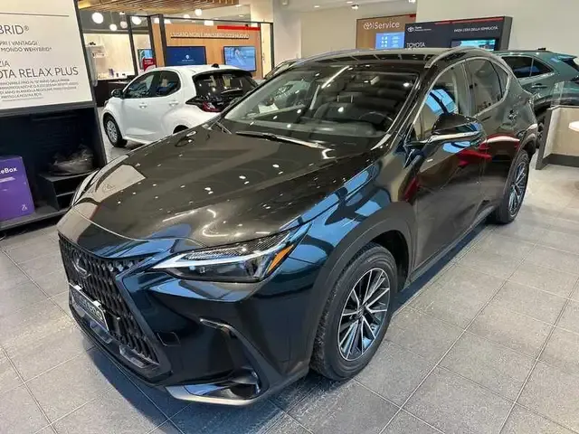 Lexus NX 450h+