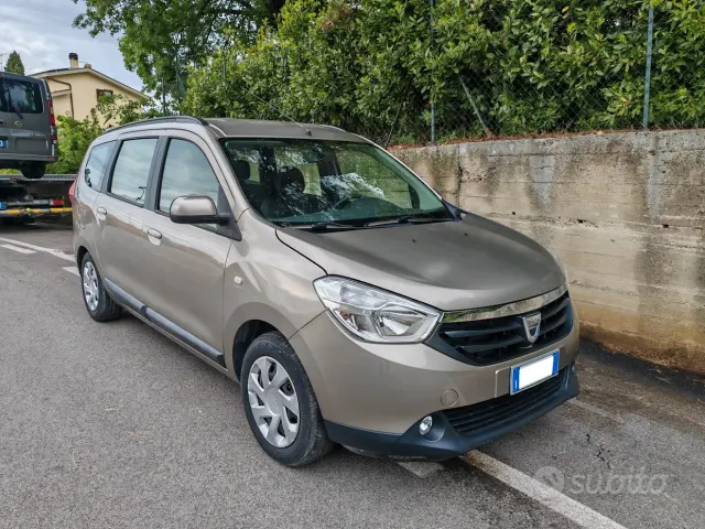 Dacia Lodgy