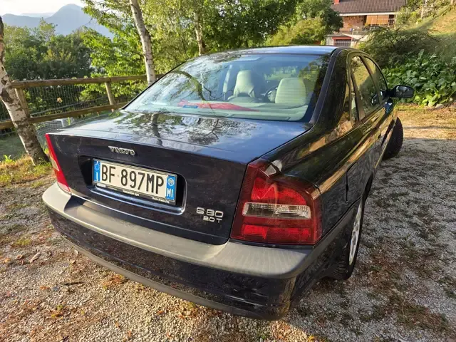 Volvo S80