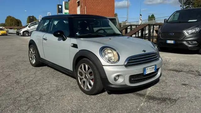 MINI Cooper D Coupe