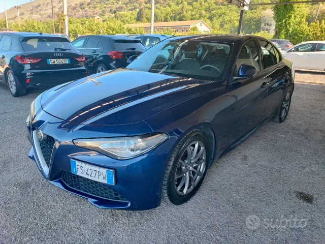 Alfa Romeo Giulia (2016)