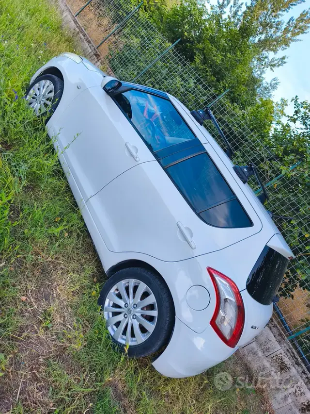 Suzuki Swift (2010-2017)