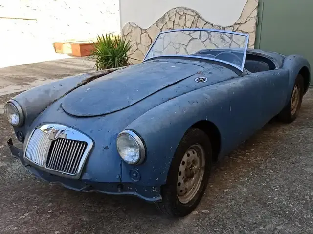 MG MGA