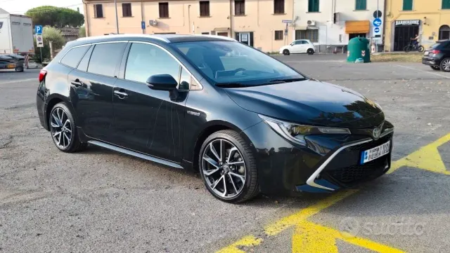 Toyota Corolla (2018-->)
