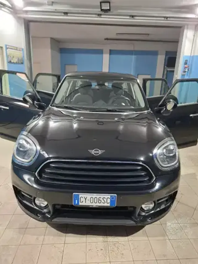 MINI Cooper D Countryman