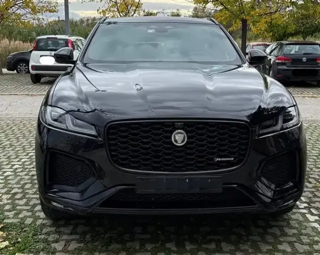 Jaguar F-Pace