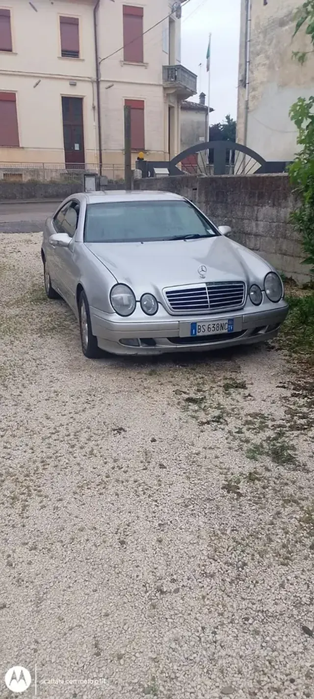 Mercedes-Benz Classe CLK (C/A208)
