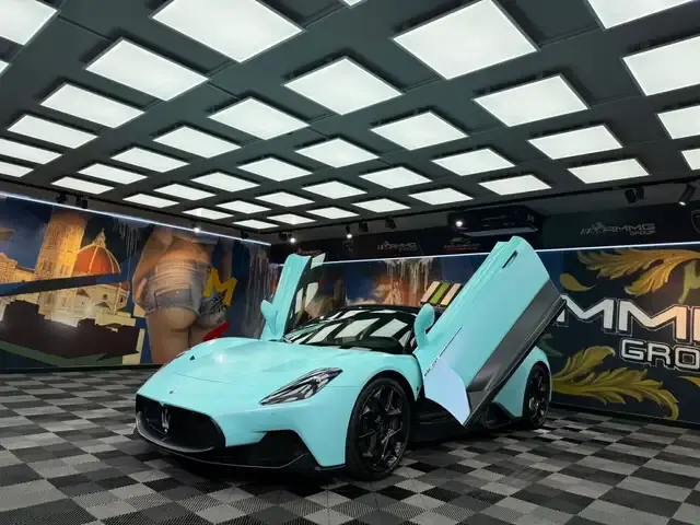Maserati MC20