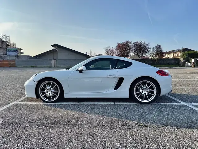 Porsche Cayman