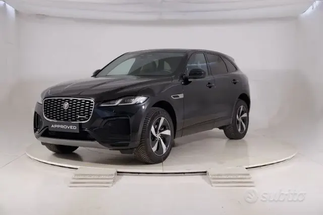 Jaguar F-Pace (X761)