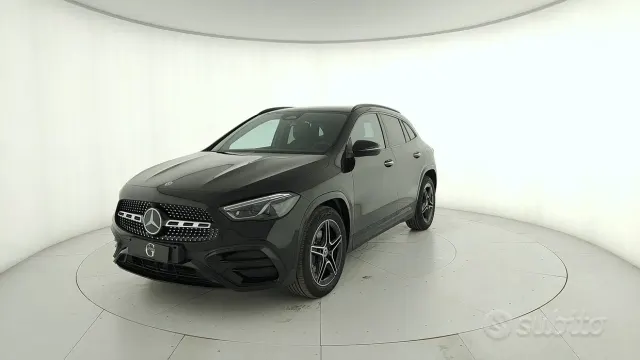 Mercedes-Benz GLA (H247)