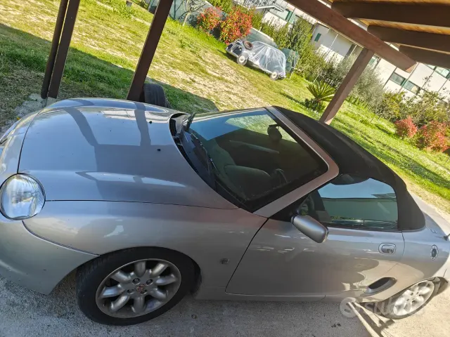 MG Altro modello