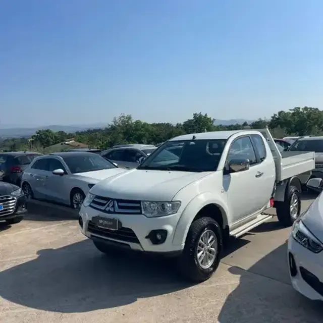 Mitsubishi L200