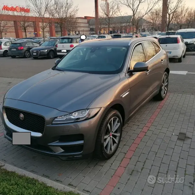 Jaguar F-Pace (X761)