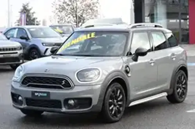 MINI Cooper SE Countryman