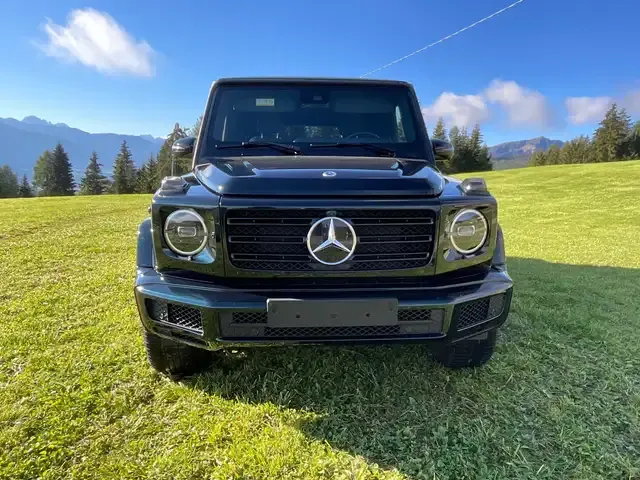 Mercedes-Benz G 400