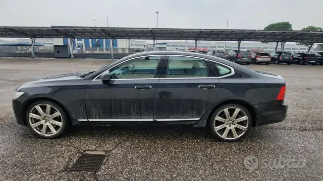 Volvo S90(2016-2024)