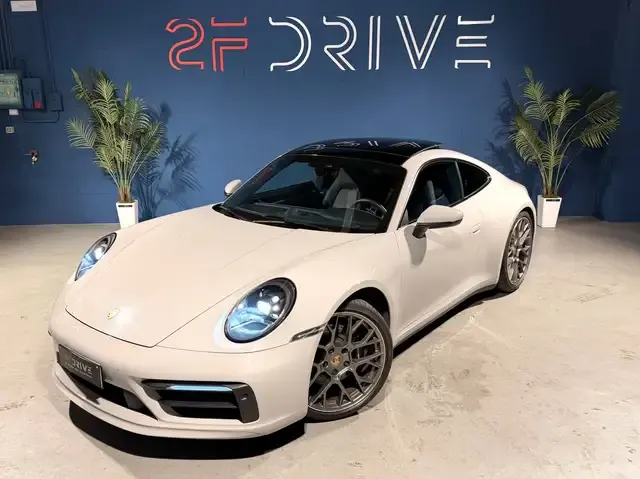 Porsche 992