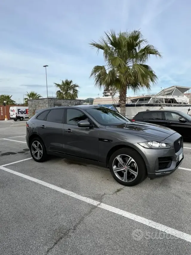 Jaguar F-Pace (X761)