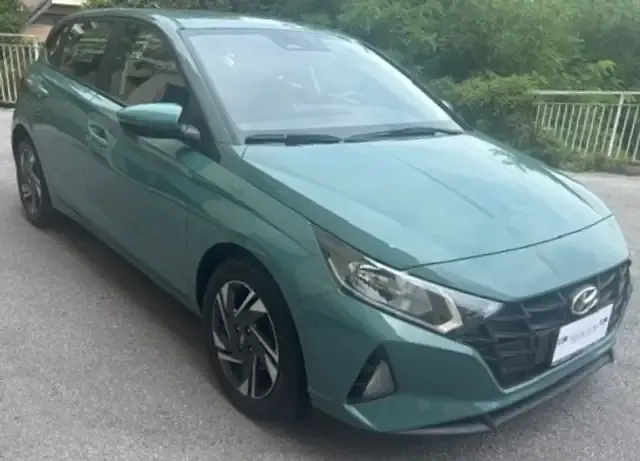 Hyundai i20