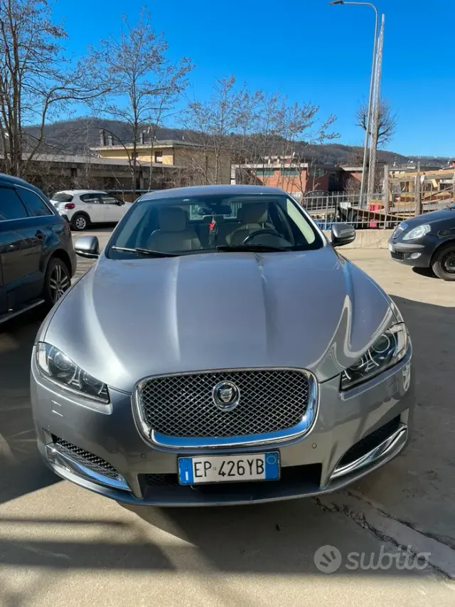 Jaguar XF 1ª serie (X250)