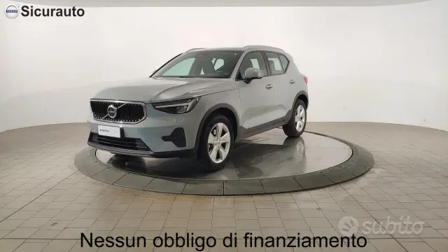 Volvo XC40 (2017-->)