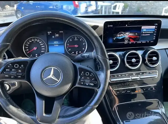 Mercedes-Benz C 180