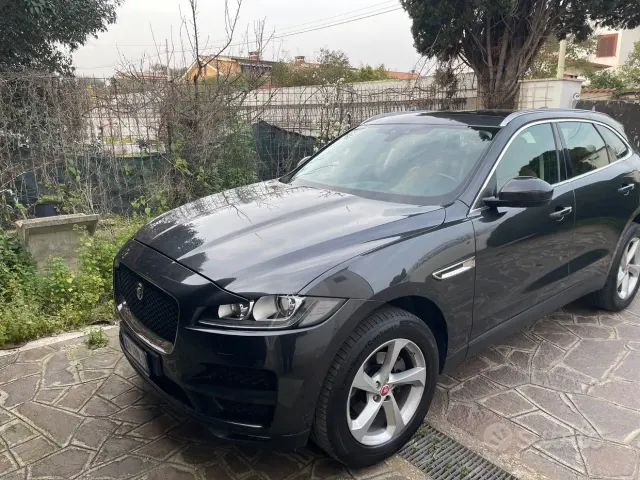Jaguar F-Pace (X761)