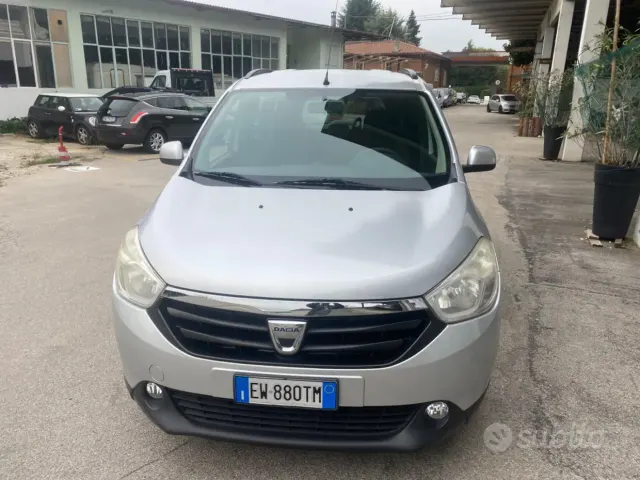 Dacia Lodgy