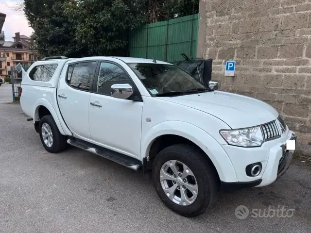 Mitsubishi L200 (2006-2015)