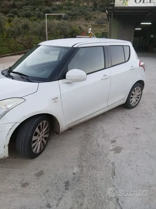 Suzuki Swift (2010-2017)