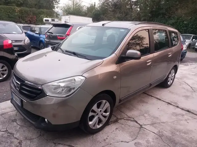 Dacia Lodgy